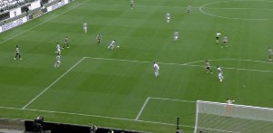 开云入口-【意甲】弗拉霍维奇双响 尤文图斯3比1拉齐奥