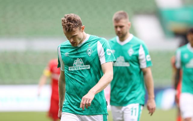 开云入口-功勋主帅归位仍降级 41年第一耻不来梅自作自受！